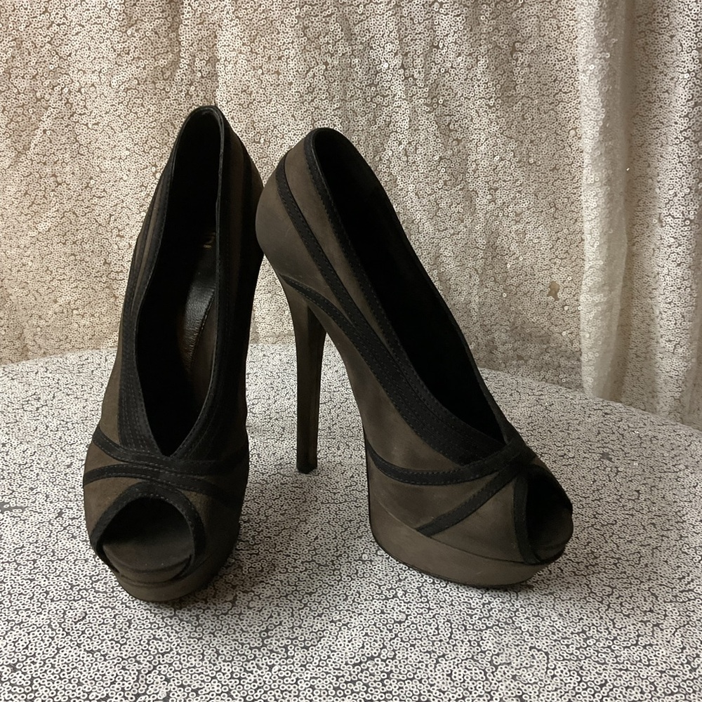 Fendi Women's Courts